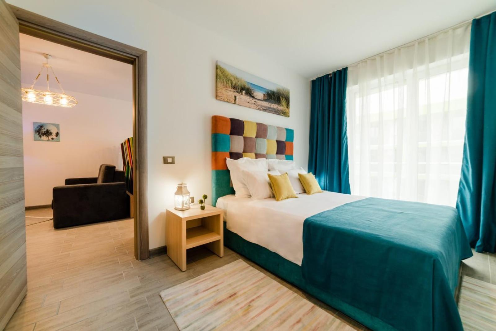 Alezzi Beach Resort Gorgeous Family Aparment Cu Piscina Нэводари Экстерьер фото